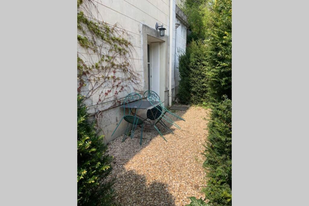 Le Clos De L'eglise - Blanche * Giverny